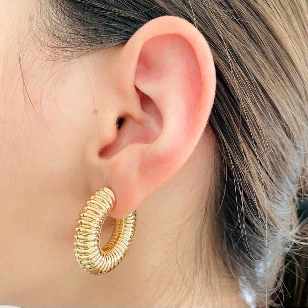 Twisted Hoops